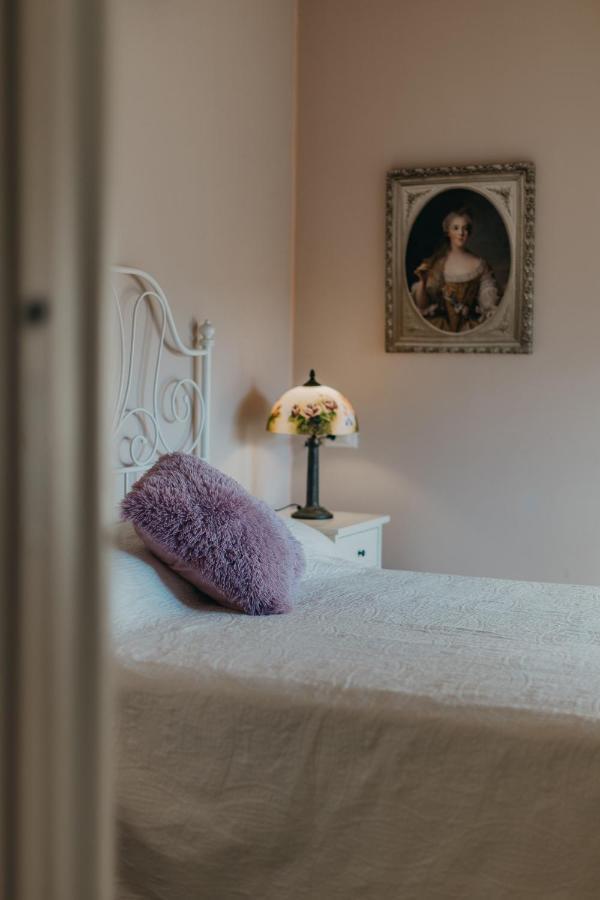 Le Due Dame Hotel Manerba del Garda Bagian luar foto