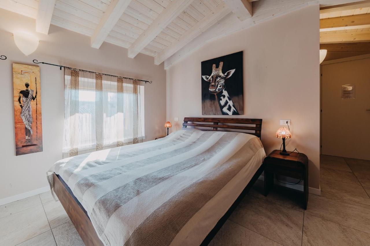 Le Due Dame Hotel Manerba del Garda Bagian luar foto