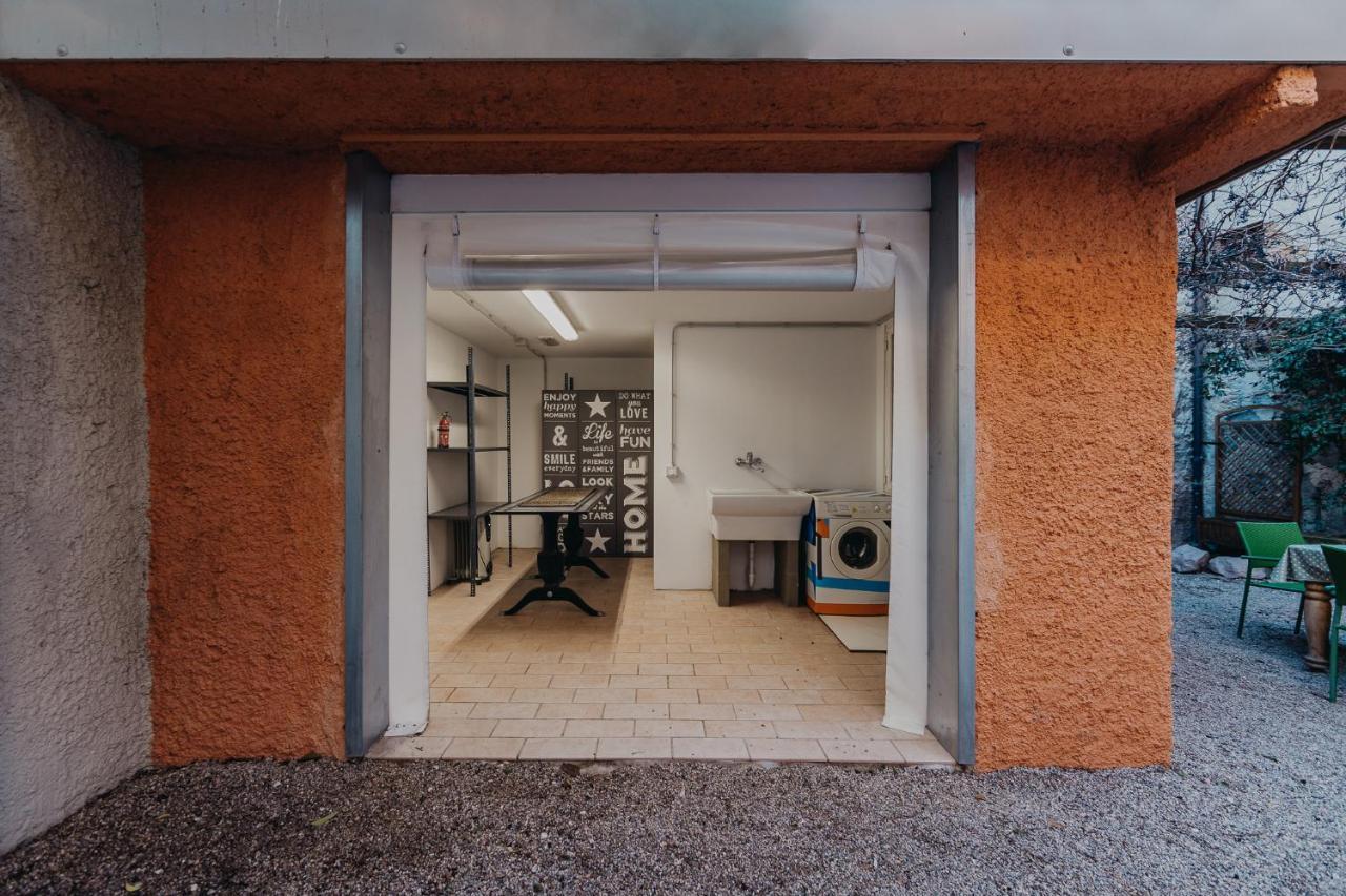 Le Due Dame Hotel Manerba del Garda Bagian luar foto