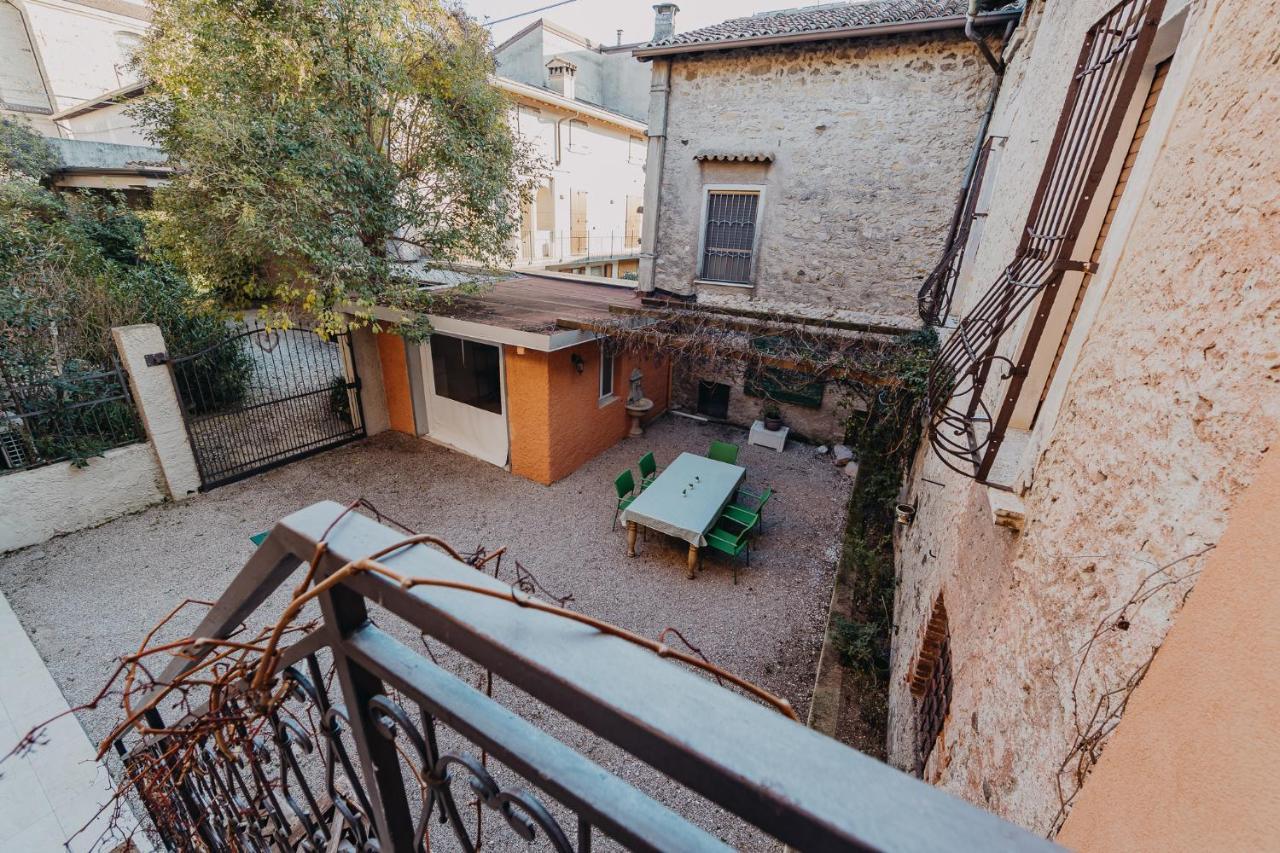 Le Due Dame Hotel Manerba del Garda Bagian luar foto
