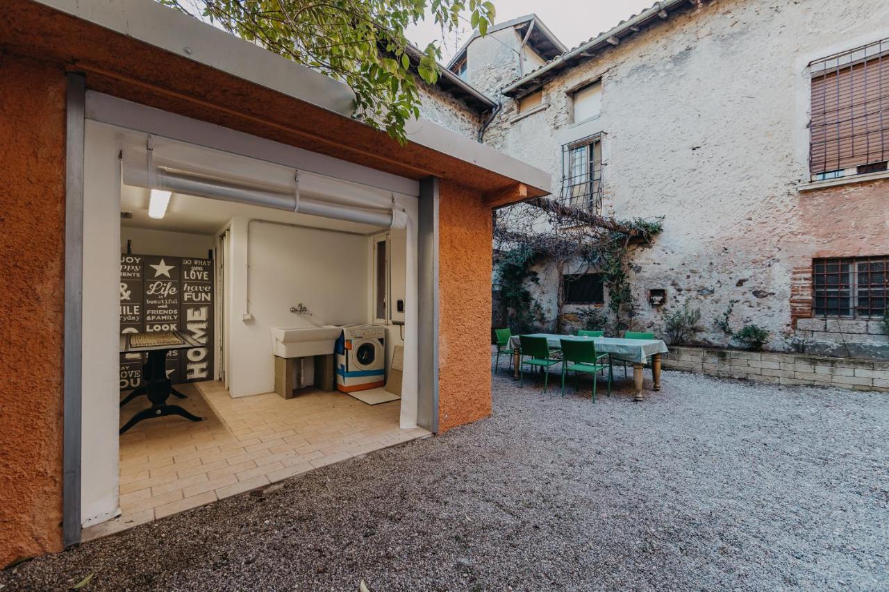 Le Due Dame Hotel Manerba del Garda Bagian luar foto