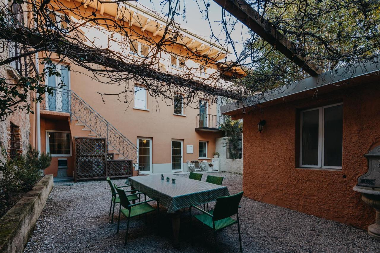 Le Due Dame Hotel Manerba del Garda Bagian luar foto